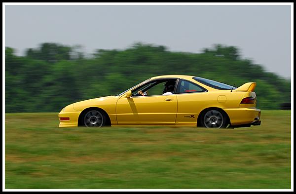 Integra Track R