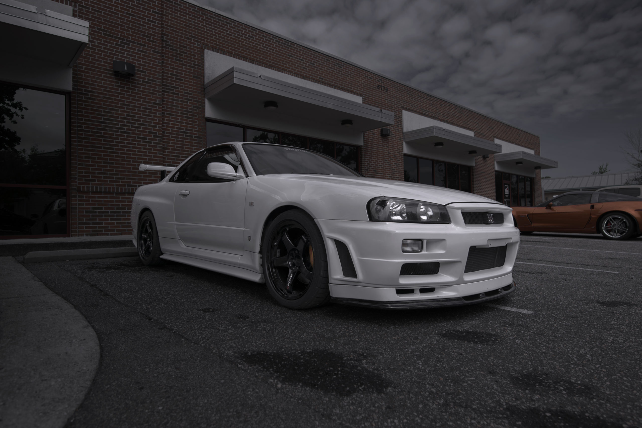 Is Anyone Going To Pay Over $450,000 For This 231-Mile Nissan Skyline R34 GT -R?, nissan skyline gtr r34 